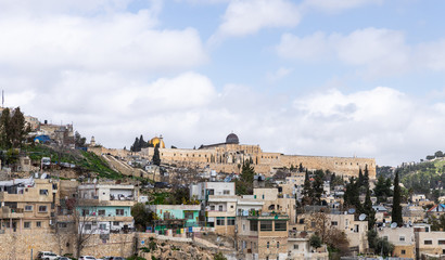 Fototapeta na wymiar View of the old city of Jerusalem and the Temple Mount from the Abu Tor district of Jerusalem city in Israel