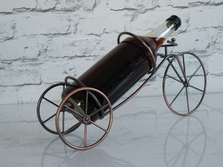 stojak na butelki © Jarosaw