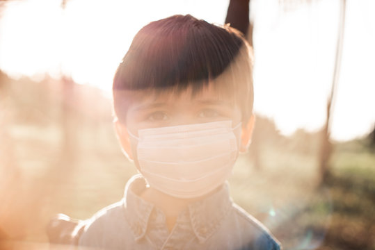 Blurry background of a kid portrait using air mask