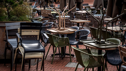 Empty restaurant tables during the corona threat