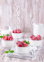 Cottage cheese dessert with frozen strawberries