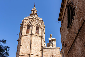 Fototapeta na wymiar cathedral in valencia spain