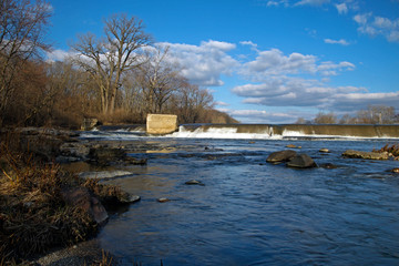 the tenth street dam on the Eel river in logansport Indiana