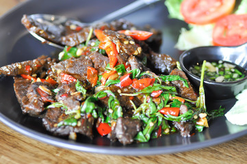 stir fried beef or fried beef with basil