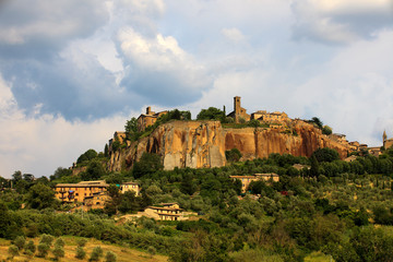 Fototapeta premium Orvieto (TR), Italy - May 10, 2016: View of Orvieto town, Terni, Umbria, Italy