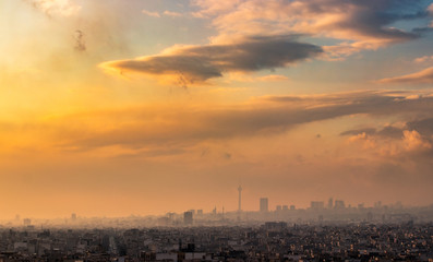 Obraz premium Beautiful skyline of Tehran-Iran, Tehran the capital of Iran cityscape.