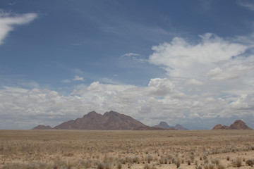 granite mountains appeared в каменной пустыне on the way of travelers