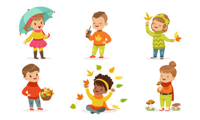 Naklejka premium Outdoor Autumn Activities Collection, Cute Boys and Girls Having Good Time, Walking and Playing Wearing Warm Autumnal Clothes Vector Illustration