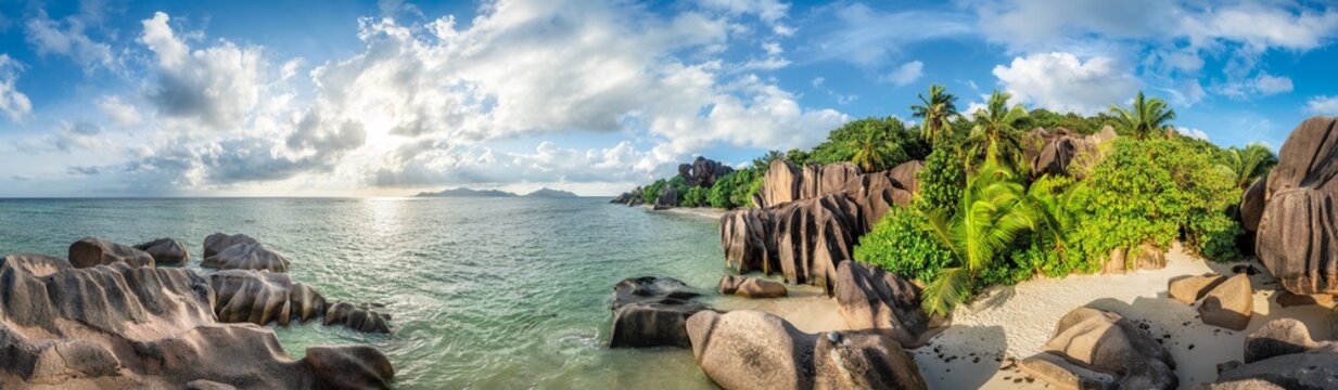 Panoramic view of Anse Source d'Argent beach in the Seychelles