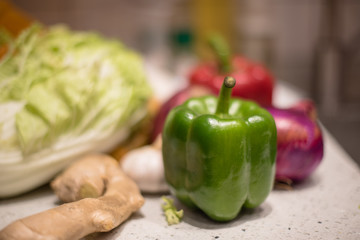 During the family dinner on weekends, wash and cook in the kitchen
