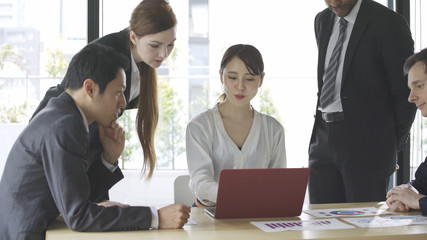 ビジネスイメージ　会議