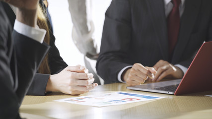 ビジネスイメージ　会議