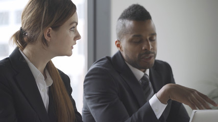 ビジネスイメージ　会議