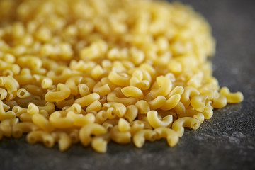 Dried macaroni pasta