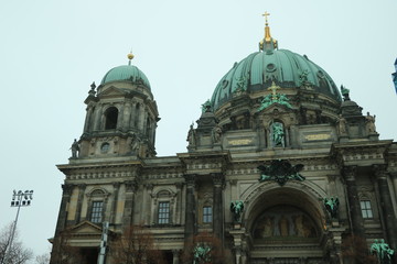 Fototapeta na wymiar berlin dom cathedral