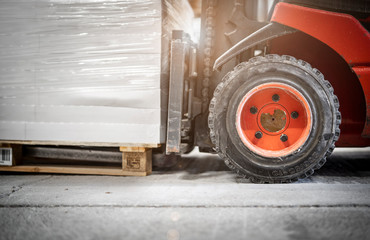 Gabelstapler im Einsatz