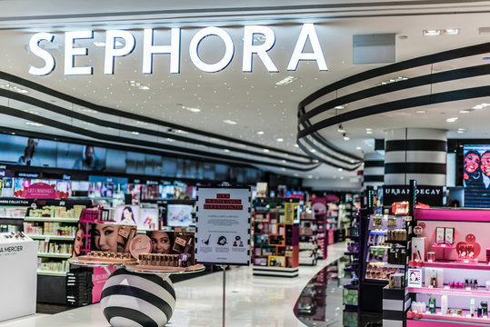 769 Sephora Interior Images, Stock Photos, 3D objects, & Vectors