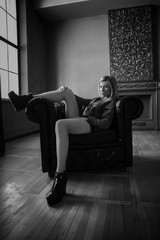 Obraz premium Daring girl model in shorts