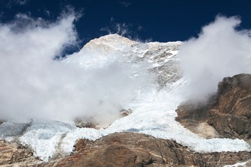 Fototapeta na wymiar Mount Makalu with clouds, Nepal Himalayas mountains