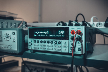 close up electronic measurement device