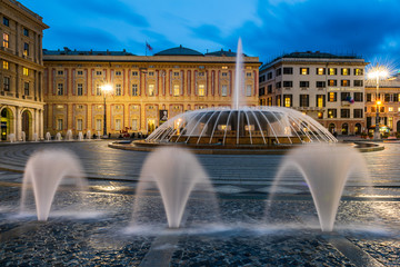 Fototapeta premium Piazza De Ferrari in Genoa by night