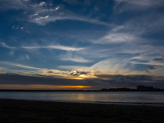 Obraz premium Sunsets and dramatic skies