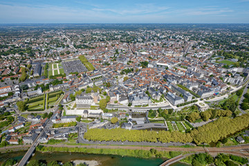 Fototapeta na wymiar Aerial view of central Pau and the Boulevard des Pyrénées from the south-west
