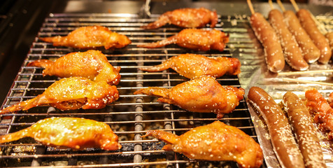Fried chicken cooked according to a special recipe.