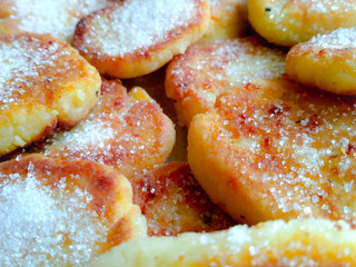 donuts on plate