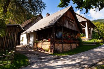 Fototapeta na wymiar View of Slovenian chalet in Stara Fuzina, Slovenia