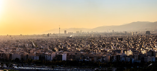 Fototapeta premium Tehran skyline at sunset.