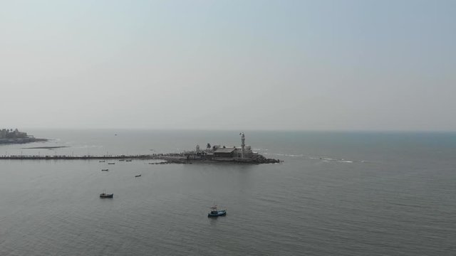 Rotating shot around the Haji Ali dargah sea mosque