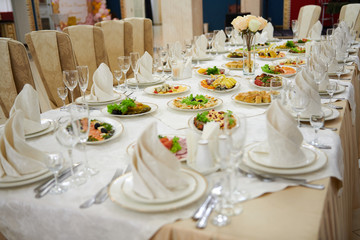 a table set in the restaurant, food and drink