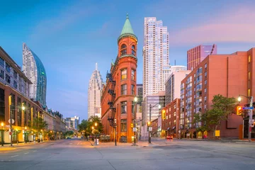 Zelfklevend Fotobehang Toronto Skyline van de binnenstad van Toronto bij schemering, Canada