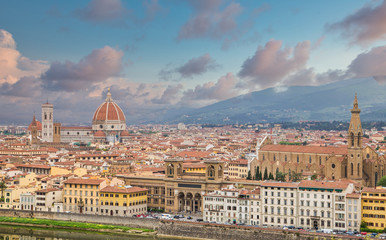 Fototapeta premium A view of Florence, Italy from a nearby hillside