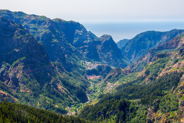 Obraz premium Madeira central mountains landscape ariero hiking
