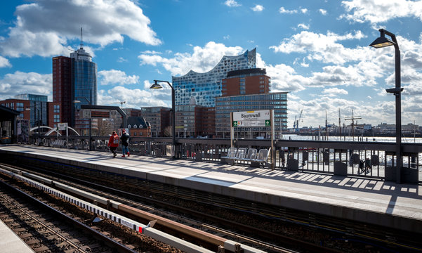 Station Baumwall in Hamburg