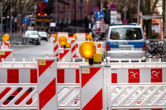 Roadblock with nissen lights and barriers