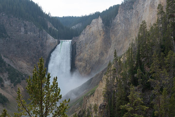 cascate yellowstone national park