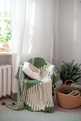 Bedspread chair and pillow