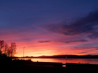 Fototapeta na wymiar Beautiful sunset at the Murten Lake in Switzerland.