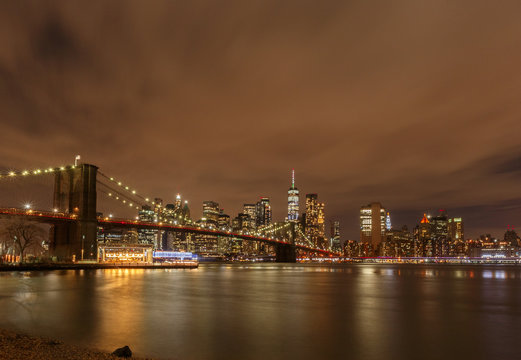 Brooklyn Bridge and Lower Manhattan at night © ansyvan