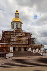 Fototapeta na wymiar Annunciation cathedral in Holy Trinity-Saint Seraphim-Diveyevo convent in Diveyevo, Russia