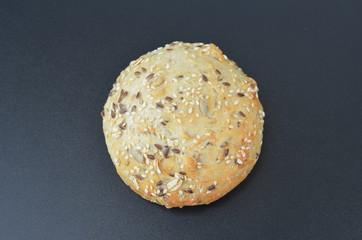 wypieki z pieca , pieczywo , bułeczki , bułki ,z pieca bochenki , pieczone ,z pieca , prosto z pieca , do piekarni reklama  , pieczone , bułka z pieca , wypieki z piekarni  , z cukierni  , śniadanie,