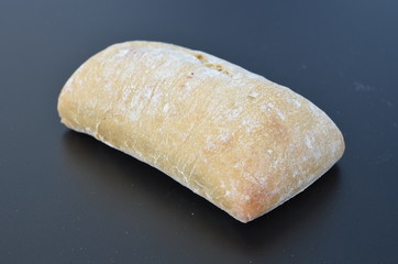 wypieki z pieca , pieczywo , bułeczki , bułki ,z pieca bochenki , pieczone ,z pieca , prosto z pieca , do piekarni reklama  , pieczone , bułka z pieca , wypieki z piekarni  , z cukierni  , śniadanie,