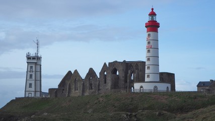 phare pointe saint mathieu finistère bretagne