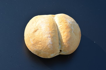 wypieki z pieca , pieczywo , bułeczki , bułki ,z pieca bochenki , pieczone ,z pieca , prosto z...