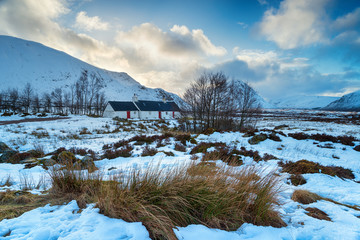 A cottage in the snow at Glencoe © Helen Hotson