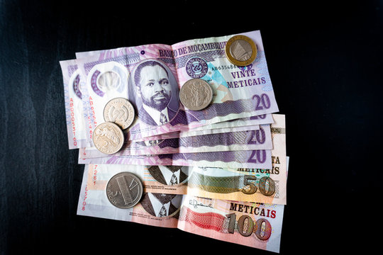 Mozambican metical - banknotes and coins from Mozambique