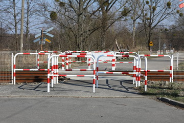 Pociąg, przejazd kolejowy, tory © marriaci_photo